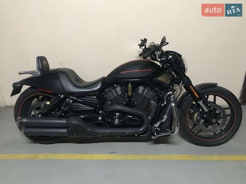 Мотоцикл Чоппер Harley-Davidson V-Rod