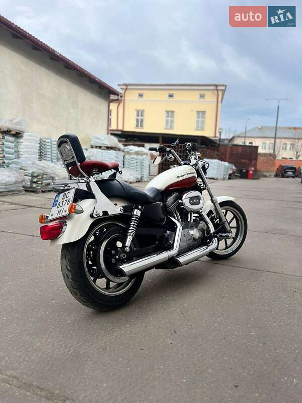 Мото Harley-Davidson XL 883