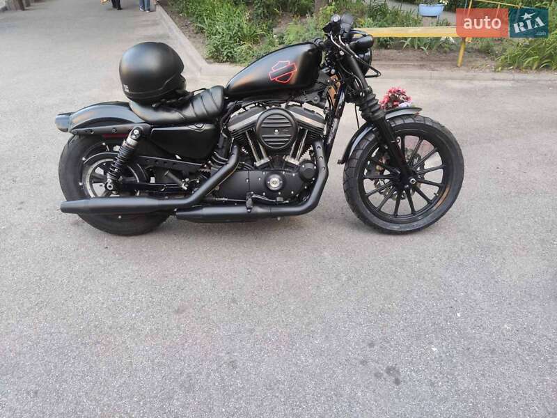 Harley-Davidson XL 883N