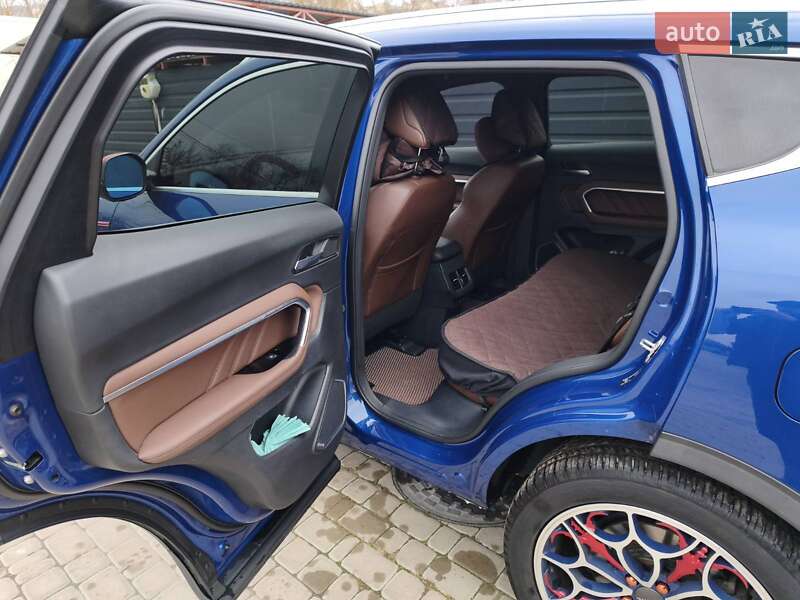 Внедорожник / Кроссовер Haval H6 2019 в Ирпене