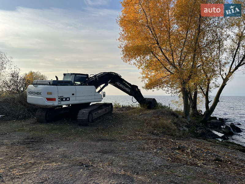 Hidromek HMK 300LC