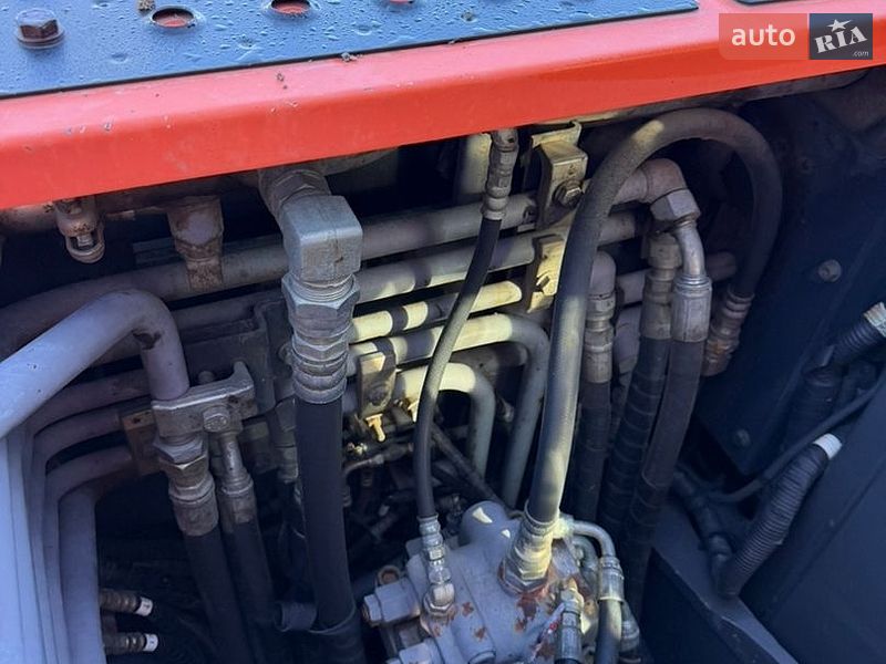 Колесный экскаватор Hitachi ZAXIS 2008 в Долине фото 7 Колесный экскаватор Hitachi ZAXIS 2008 в Долине