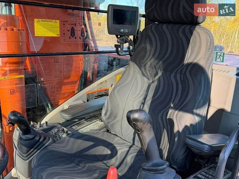 Колесный экскаватор Hitachi ZAXIS 2008 в Долине фото 11 Колесный экскаватор Hitachi ZAXIS 2008 в Долине