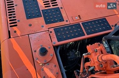 Колесный экскаватор Hitachi ZAXIS 2008 в Долине фото 6 Колесный экскаватор Hitachi ZAXIS 2008 в Долине