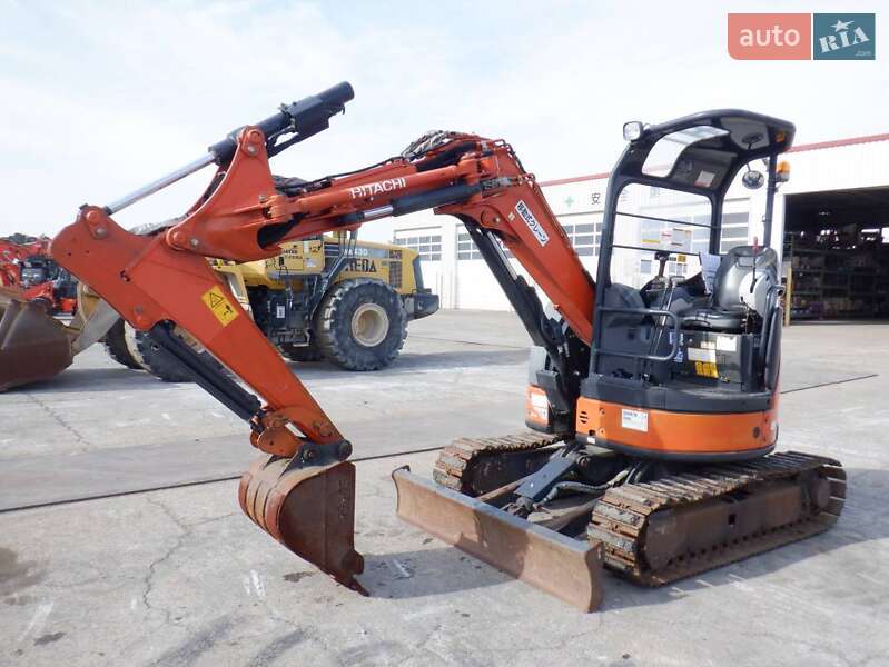 Гусеничний екскаватор Hitachi ZX