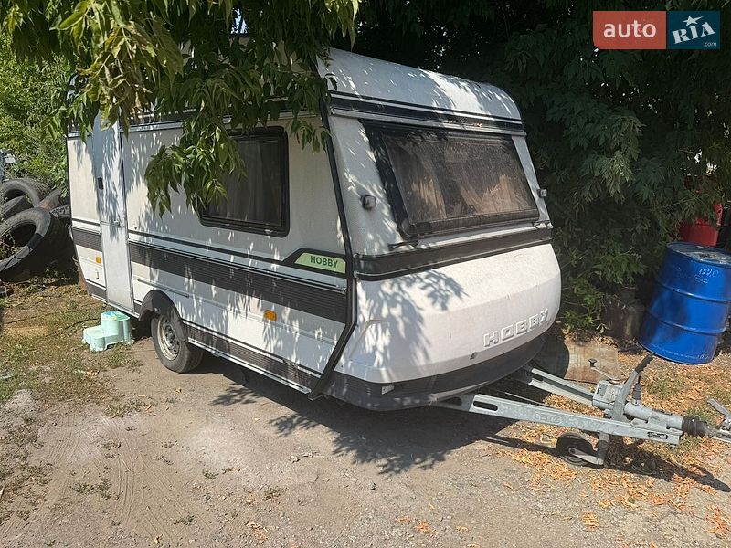 Дом на колесах Hobby 400