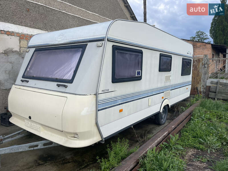 Дом на колесах Hobby Prestige