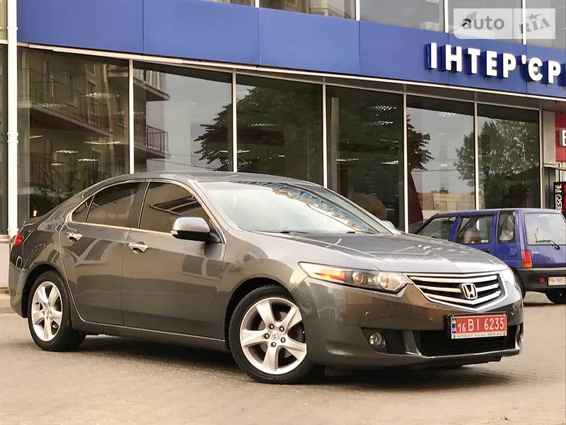 Honda Accord 2009 года