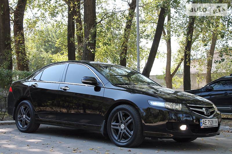 Honda Accord 2006 года