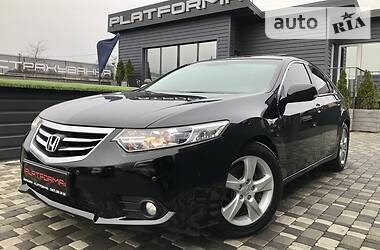 Honda Accord Official  2011