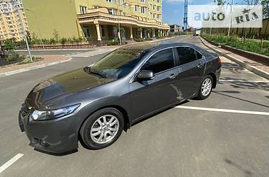 Honda Accord  2011