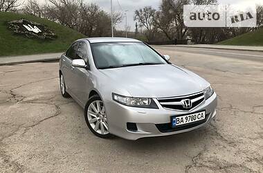 Honda Accord  2006