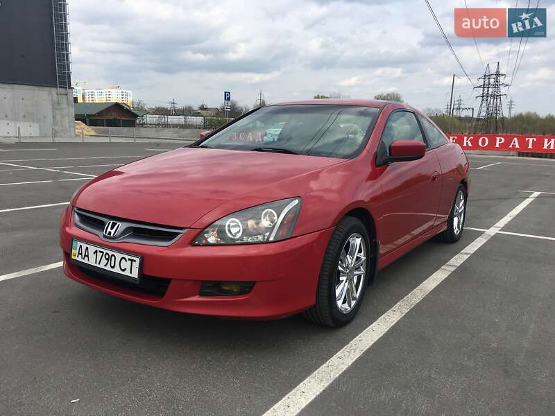Купе Honda Accord