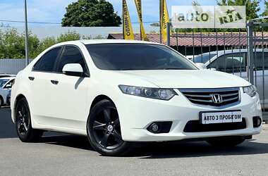 Honda Accord  2011