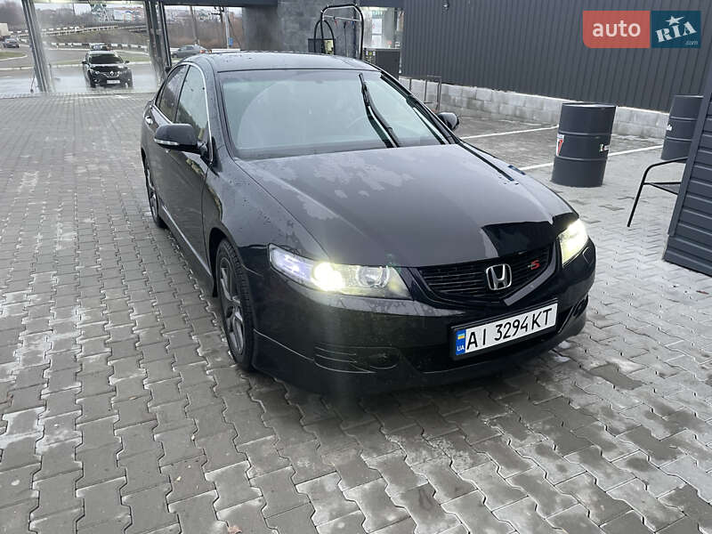 Седан Honda Accord