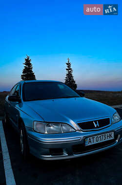 Honda Accord  1999