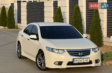 Honda Accord  2011
