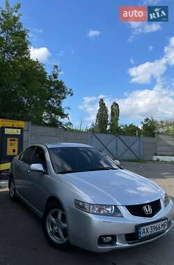 Honda Accord  2005