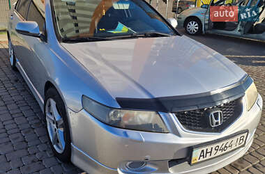 Honda Accord  2004