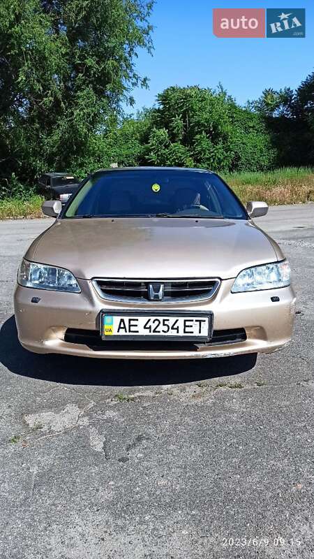 Седан Honda Accord