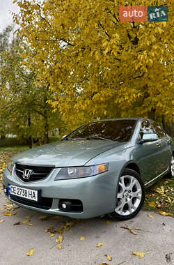 Honda Accord  2004