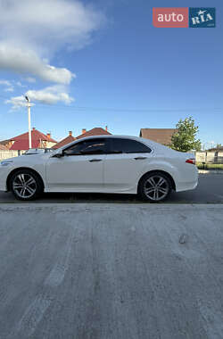 Honda Accord  2011