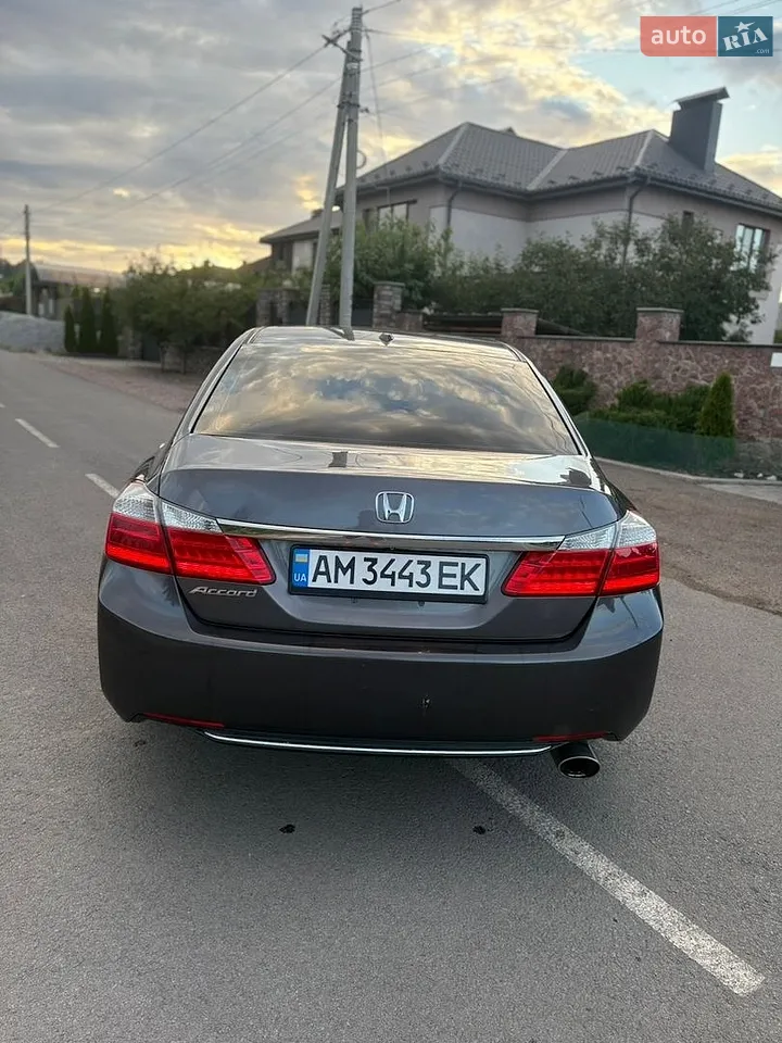 2014 Honda Accord - мініатюра 2
