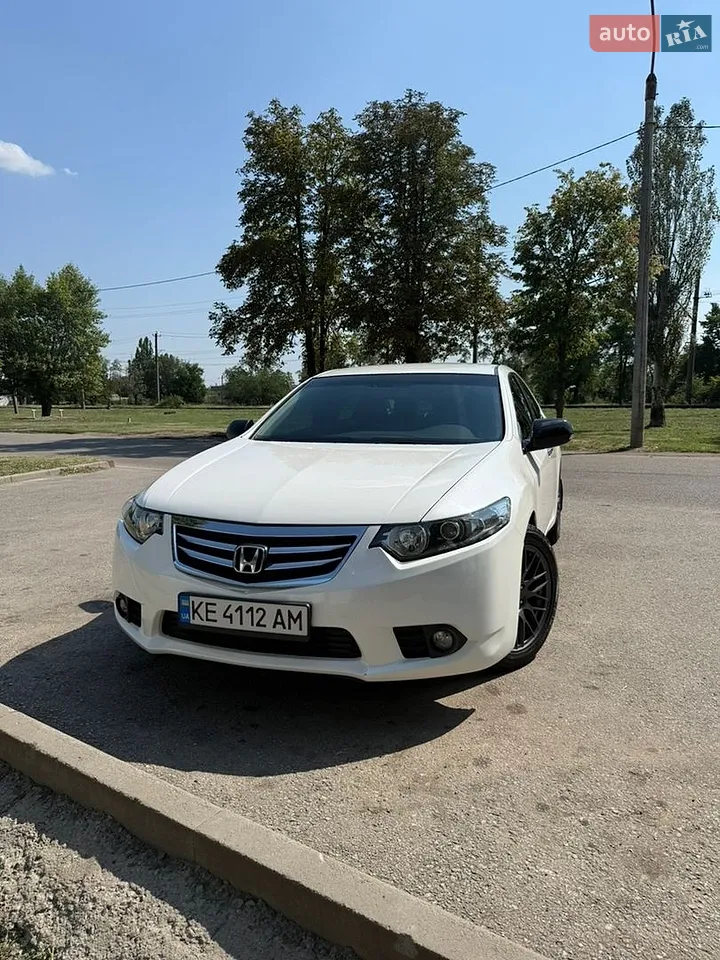 2011 Honda Accord - мініатюра 2