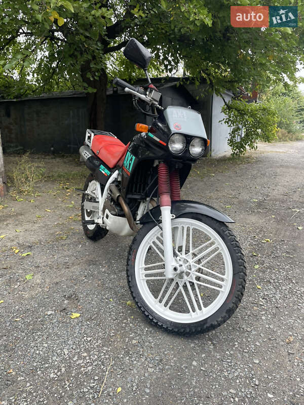 Мотоцикл Внедорожный (Enduro) Honda AX-1