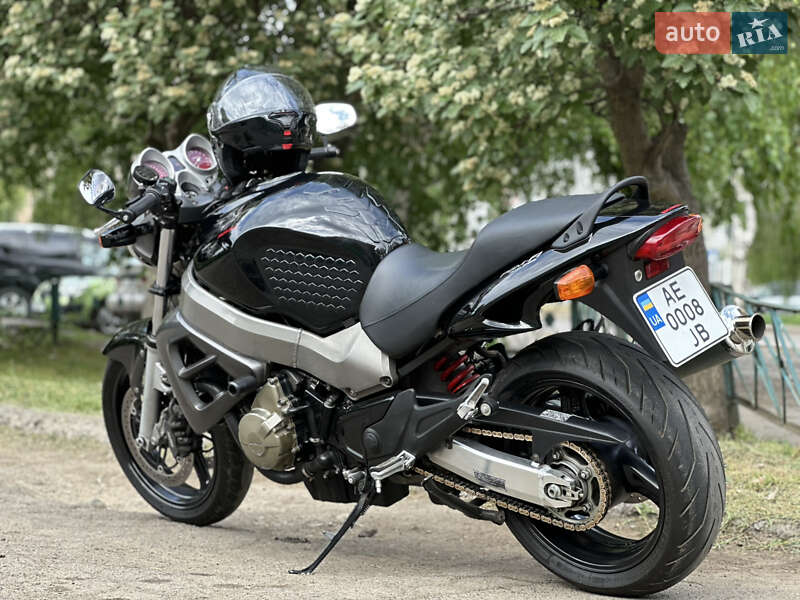 Honda CB 1100SF X-11