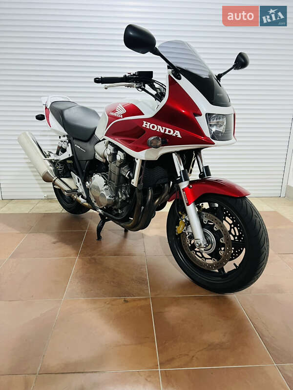 Мотоцикл Спорт-туризм Honda CB 1300S