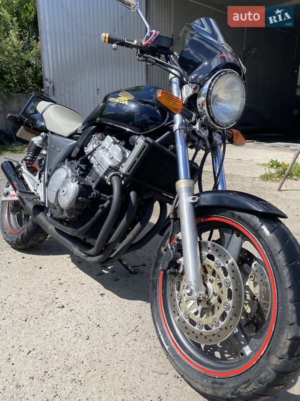 Мотоцикл Классик Honda CB 400SF