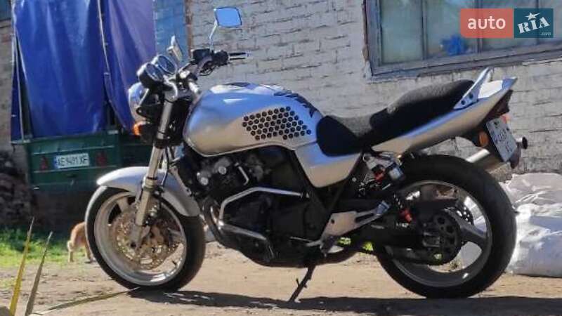 Honda CB 400SF