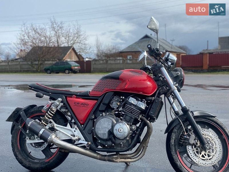 Honda CB 400SF
