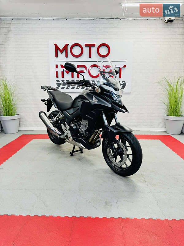 Спортбайк Honda CB 400X