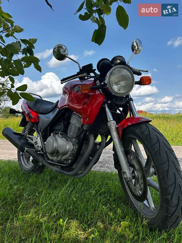Honda CB 500