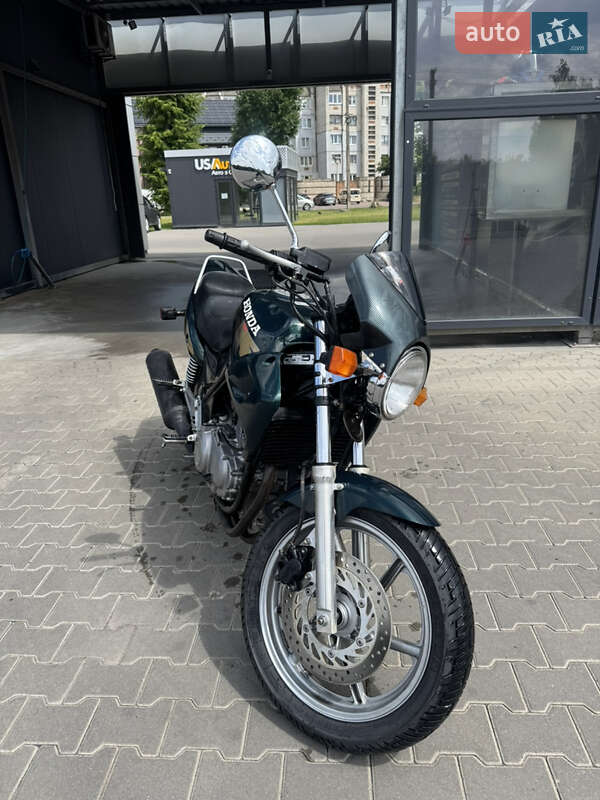 Honda CB 500