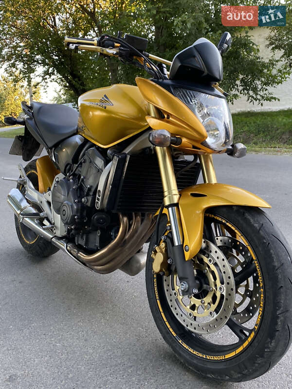 Мото Honda CB 600F Hornet