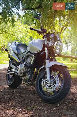 Honda CB 600F Hornet  2004