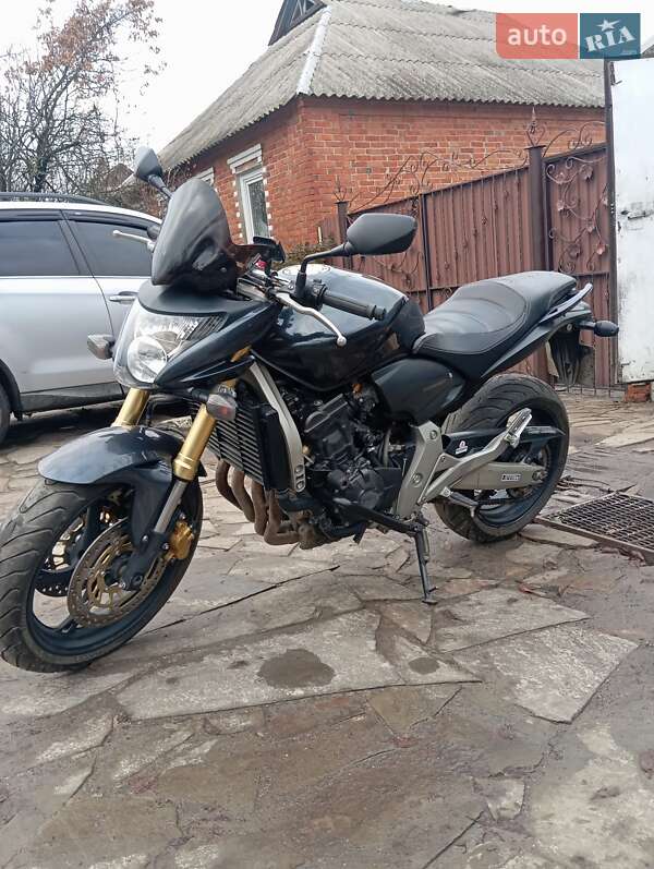 Мотоцикл Кросс Honda CB 600F Hornet