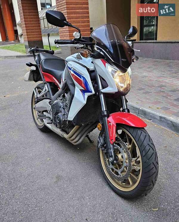 Мотоцикл Без обтекателей (Naked bike) Honda CB 650F