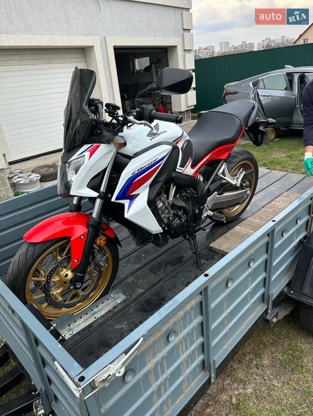 Мотоцикл Без обтекателей (Naked bike) Honda CB 650F