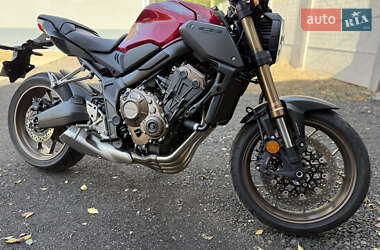 Honda CB 650R  2023