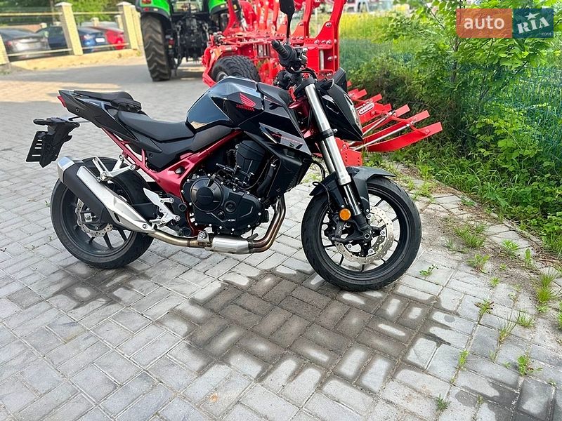 Honda CB 750 Hornet