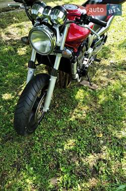 Honda CB 900F Hornet  2005