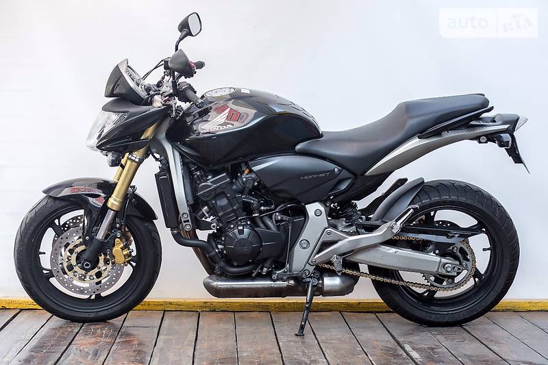 Honda CB 2008 года