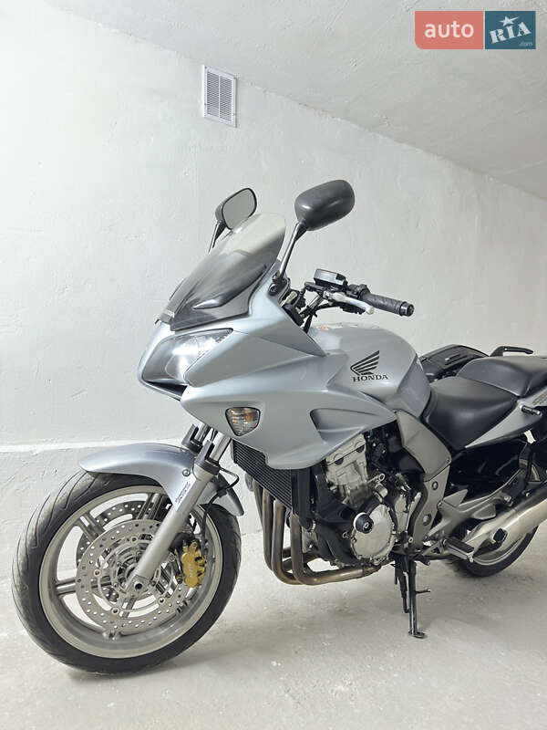 Мотоцикл Круизер Honda CBF 1000