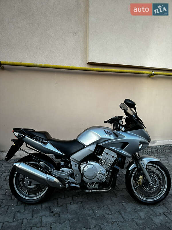 Мотоцикл Круизер Honda CBF 1000