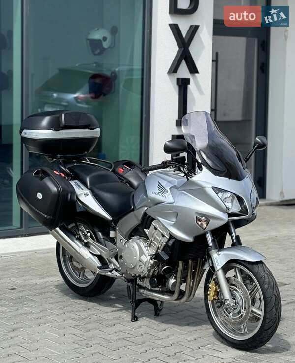 Мотоцикл Спорт-туризм Honda CBF 1000A