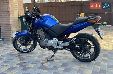 Honda CBF 500  2004